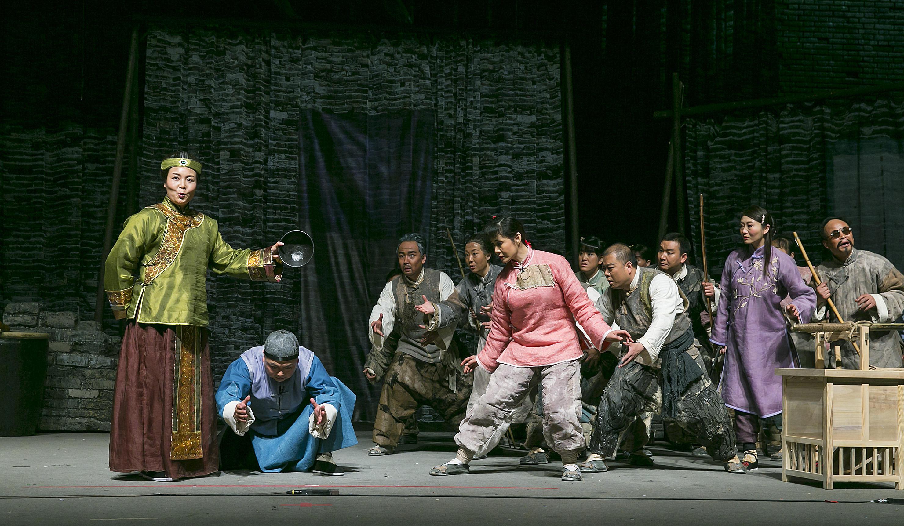 豫劇三團(tuán)最新現(xiàn)代戲，傳統(tǒng)與現(xiàn)代的完美融合首演亮相！