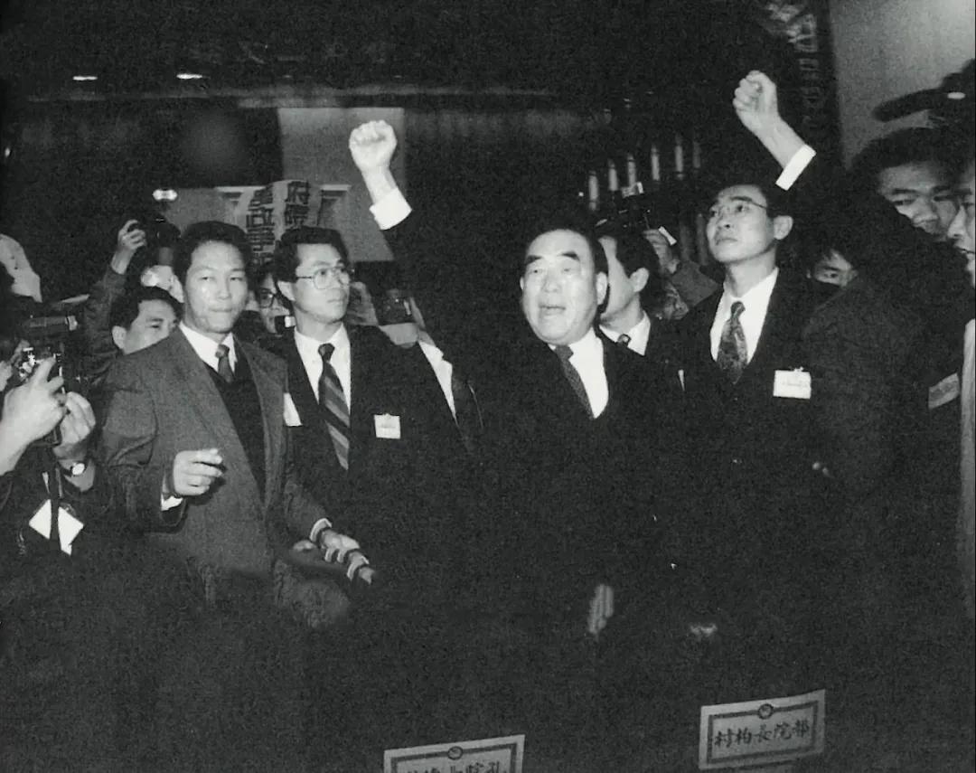 臺(tái)灣選舉最新動(dòng)態(tài)，新態(tài)勢(shì)下的挑戰(zhàn)與應(yīng)對(duì)